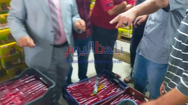 ضبط 29 ألف عبوة عصائر مقلدة علامات تجارية وهمية بالغربية