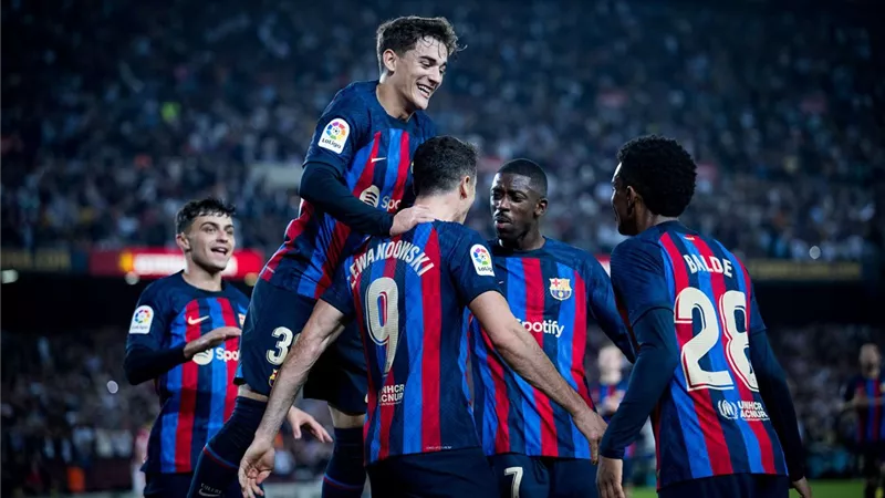 موعد مباراة برشلونة ضد أوساسونا في الدوري الإسباني والقنوات الناقلة