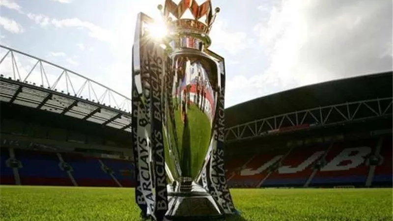 ماني وبيل يتصدران قائمة المرشحين لجائزة لاعب الشهر في البريميرليج