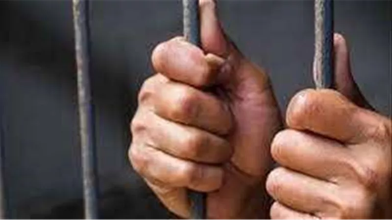 تجديد حبس المتهم بقتل شخص في بولاق الدكرور 15 يومًا