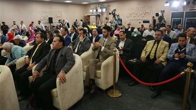 أستاذ إدارة أعمال يطالب بزيادة دور وزارة الصناعة في تعزيز ثقافة المصنعين
