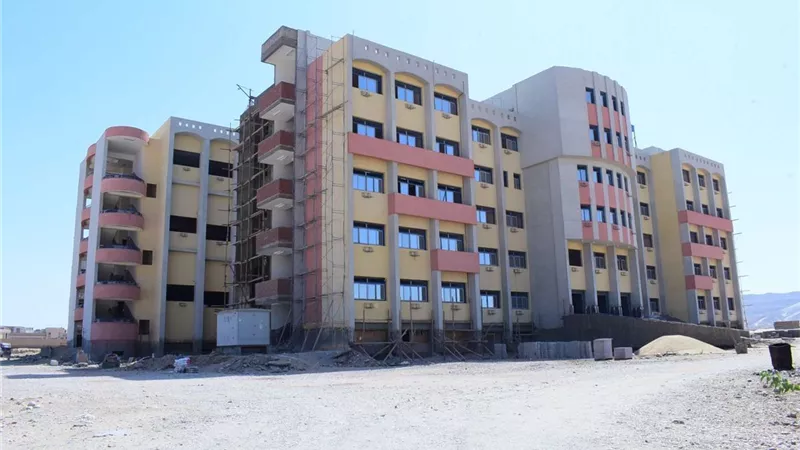 بنسبة إنجاز ٩١٪؜ وتكلفة ١٩٣ مليون جنيه إنشاء مبنى كلية طب الأسنان بمقر جامعة سوهاج الجديد