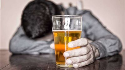 سكرو من الخمر ماتوا.. مصرع 22 شخصاً فى الهند