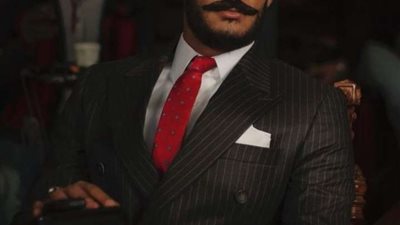 محمد رمضان يشارك جمهوره بصورة جديدة برفقة أبنائه