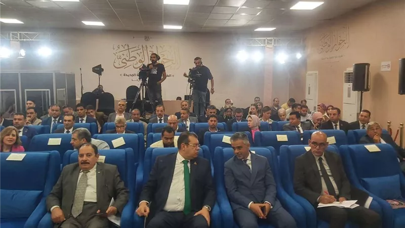 النائبة أميرة صابر: الجميع يستمع لأراء الشباب للاستفادة منها