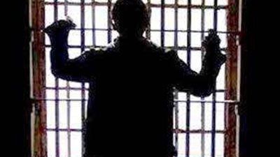 المؤبد وغرامة 100 ألف جنيه لـ طالب متهم بتجارة المخدرات بسوهاج