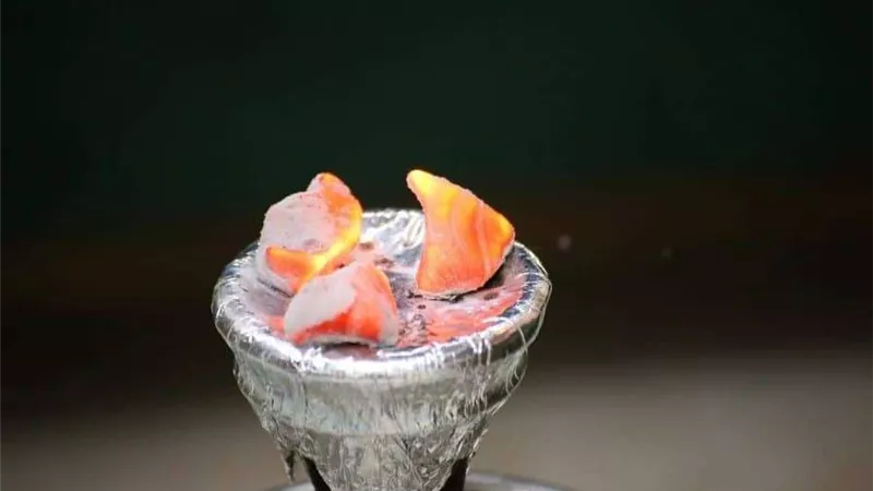 ما السبب وراء مد حظر الشيشة؟.. رئيس جمعية مكافحة التدخين يجيب