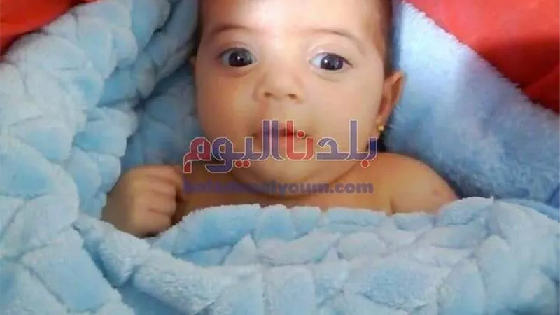 نقل طفلة رضيعة لدار الأيتام بقطور عثر عليها داخل حقيبة