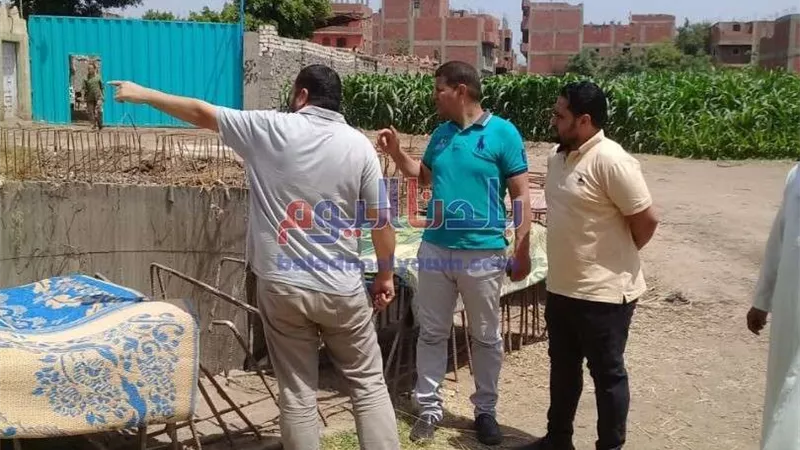 رئيس مدينة أشمون يتابع تنفيذ المبادرة الرئاسية حياه كريمة