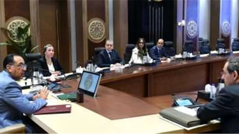 مدبولي يتابع المشروعات الجديدة بالمنطقة الصناعية الصينية 