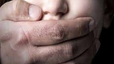 تحت تهديد السلاح.. المشدد 6 سنوات لمتهم بهتك عرض طفل بالعياط