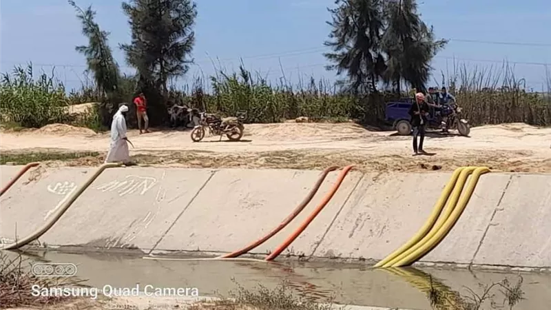 ضبط 600 حالة تعدى على ترعة الحمام فى حملة مكبرة بمطروح