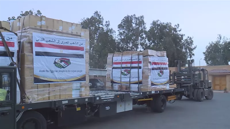 إرسال 3 طائرات نقل عسكرية محملة بالمساعدات الإنسانية إلى ليبيا |فيديو