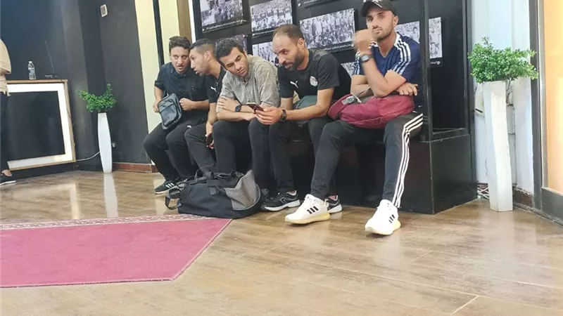 بلدنا اليوم تنفرد بنشر صور الحكام من داخل اتحاد الكرة اعتراضًا على قرارات بيريرا