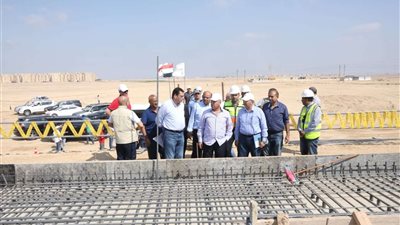 وزير النقل يؤكد على أن خط الإسكندرية - توشكي ممر تنموي لوجستي