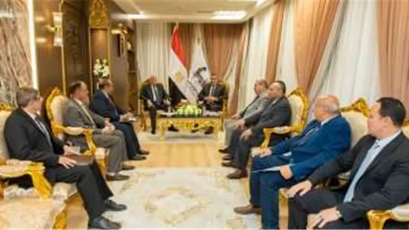 وزير الإنتاج يلتقي بمحافظ جنوب سيناء لبحث سبل تعزيز التعاون المشترك