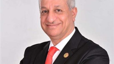 عسكر: التكلفة والمنافسة الشرسة وراء تأخر تصنيع السيارات الكهربائية المصرية