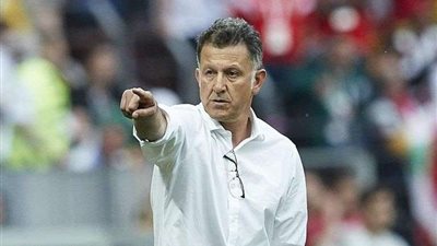 أوسوريو يعالج أخطاء لاعبي الزمالك قبل مباراة بيراميدز