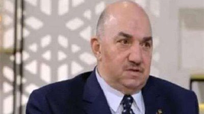 مدير الكلية البحرية السابق:الحاملة ميسترال تقوم بأول خدمة إغاثية لها