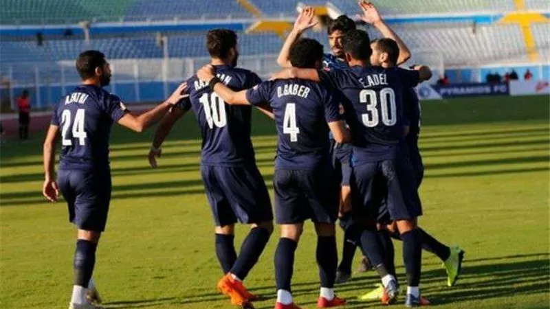 مكافآت ضخمة لنجوم بيراميدز بعد التأهل لنهائي الكونفيدرالية