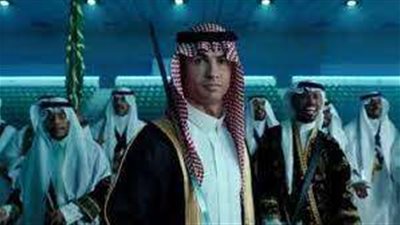 رونالدو من أيقونة عالمية إلى نجم يضيء سماء الشرق الأوسط بالسعودية.. فيديو