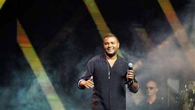 تحت شعار كامل العدد: رامي صبري يُشعل حفل موسم الكويت