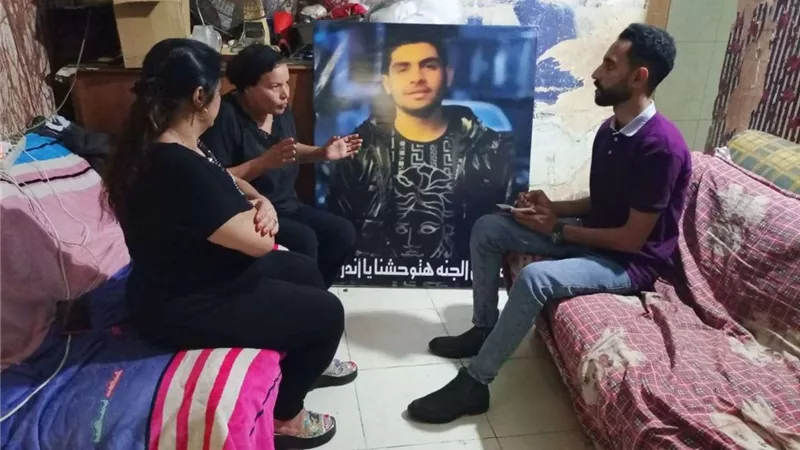 «300 جنيه» سر طعنات الموت.. مديونية تنتهي بدماء شاب أمام محله بحلمية الزيتون وأسرة الضحية تكشف الكواليس | فيديو