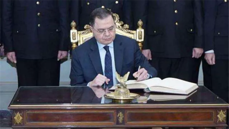 وزير الداخلية يرسل يهنئ مفتي الجمهورية بذكرى المولد النبوي الشريف