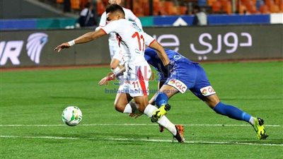 الشوط الأول.. الزمالك يتقدم على أسوان بهدف زيزو