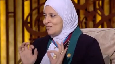 واعظة بالأوقاف: نعمل على توعية النساء بالأماكن النائية| فيديو