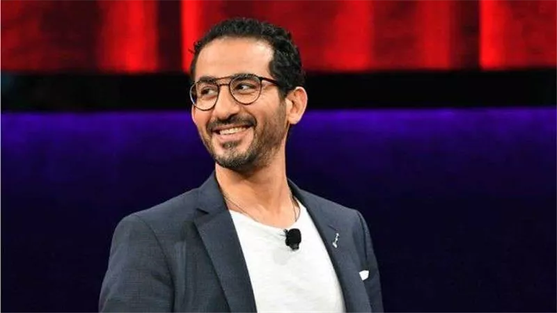 وصلة رقص من أحمد حلمي وابنته لي لي على تيك توك