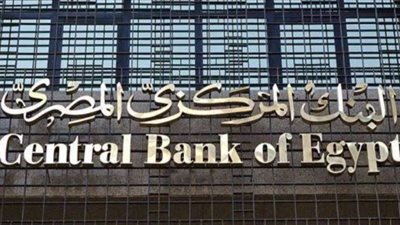 خبير اقتصادي يوضح دور اتفاقية تبادل العملات بين مصر والإمارات