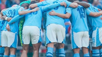 مانشستر سيتي يتلقى الهزيمة الأولى له هذا الموسم
