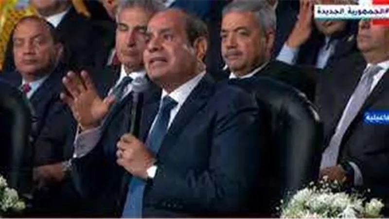 السيسي: البلاد لا تُبني بالكلمات ولكن بالعمل