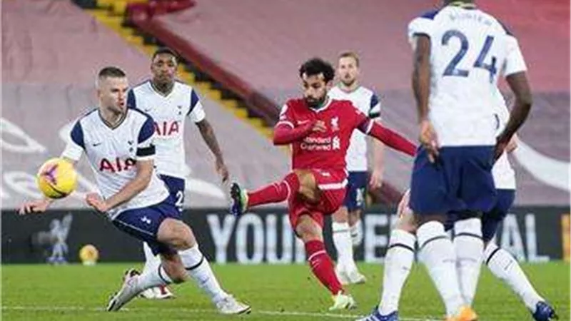 تاريخ مواجهات توتنهام وليفربول قبل قمة الدوري الإنجليزي الليلة