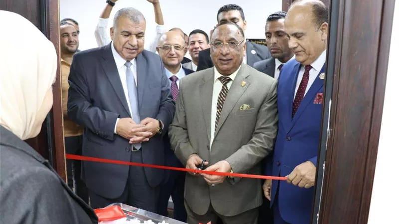 رئيس هيئة قضايا الدولة يفتتح وحدات التحول الرقمي بفروع الهيئة في الإسكندرية