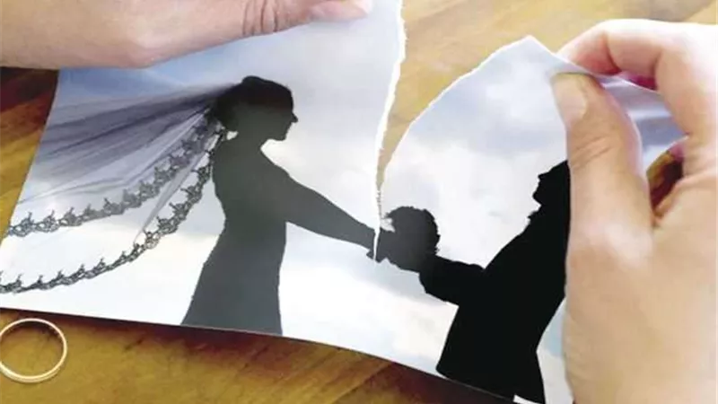 بالفيديو| مستشار الصحة النفسية: نسبة الطلاق وصلت 240 حالة يوميا