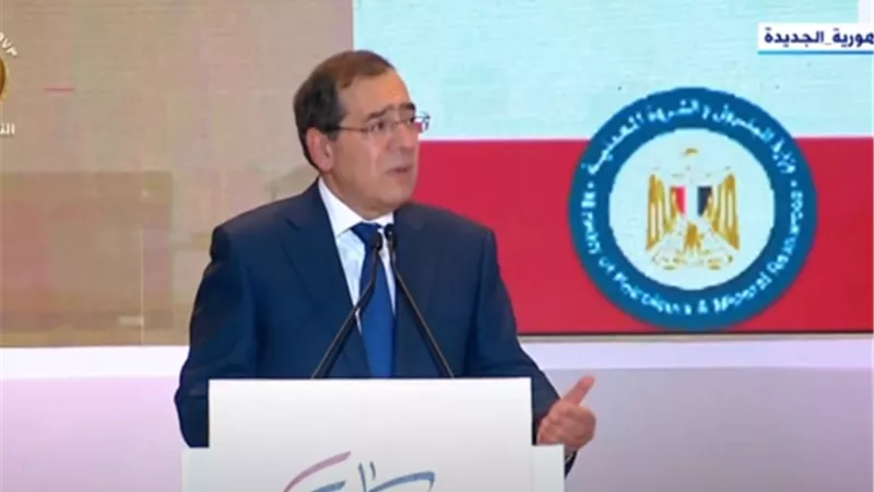 عاجل| وزير البترول: 6 مليارات دولار تكلفة مشروعات البتروكيماويات منذ 2014