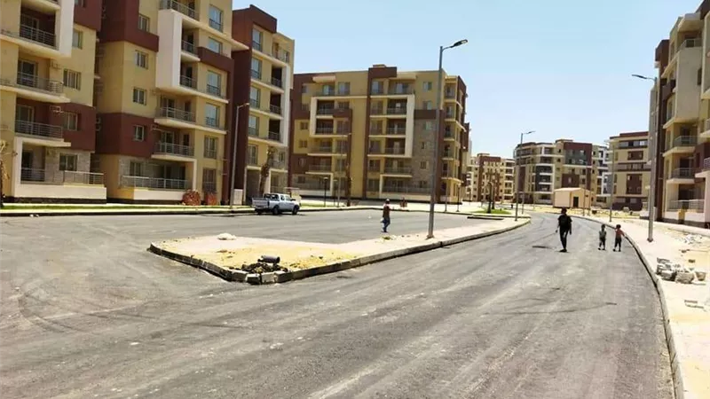 بالصور | يشمل حمامات سباحة.. الإسكان: تشطيب 280 عمارة بـ 