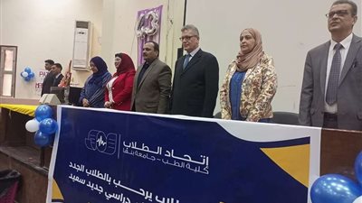 نائب رئيس جامعة بنها يتفقد الدراسة بكليتيّ الطب والتربية النوعية وتسكين الطلاب بالمدينة الجامعية