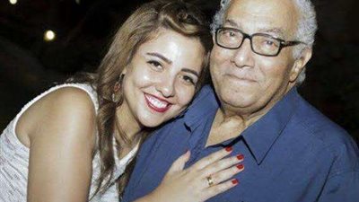 بعد وفاة والدها.. مي كساب تطرح أغنية 