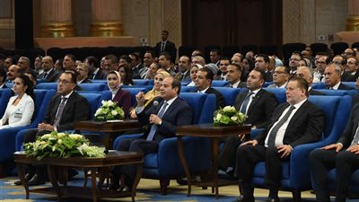 عاجل| وزير الزراعة: التقاوى المعتمدة تغطي 100% من احتياجات المزارعين لأول مرة