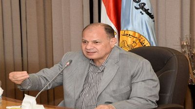 محافظ أسيوط يعلن خطة القوافل العلاجية المجانية خلال شهر أكتوبر