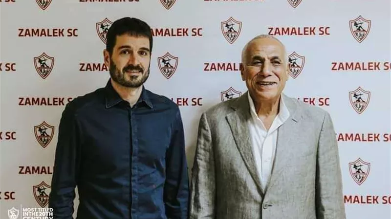 أوليفر روي مديرًا فنيا لكرة اليد بنادي الزمالك