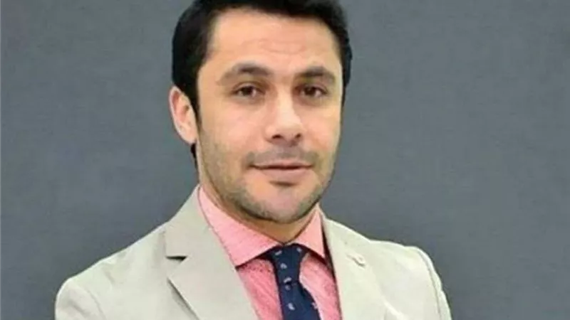 أحمد حسن يكشف حقيقة تهنئة إمام عاشور للزمالك بالتأهل في الكونفدرالية