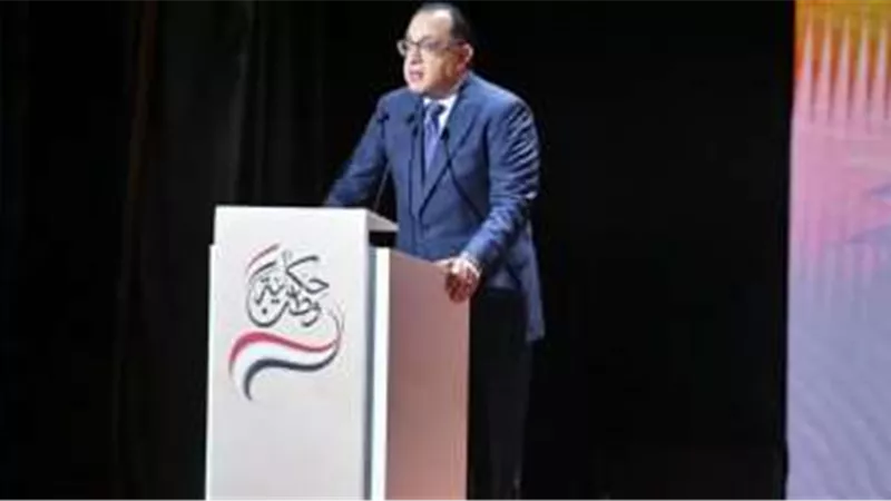 مدبولى يعرض أهم الأعمال التي قامت بها اللجنة الطبية العليا