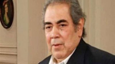 اليوم.. المحكمة تحدد مصير المتهمين بالنصب على الفنان صبري عبد المنعم