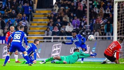 الهلال يُلقن نساجي درسًا قويًا ويمزق شباكهم بثلاثية نظيفة