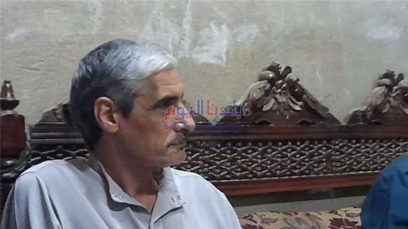 كهربائى يتفاجىء بخبر وفاته على السوشيال ميديا في الغربية.. (صور)