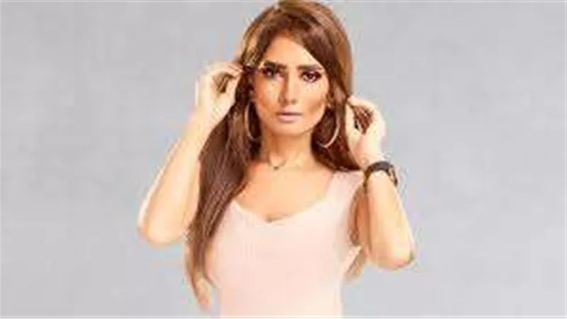 الفنانة زينة تواصل باقي مشاهدها في فيلم 